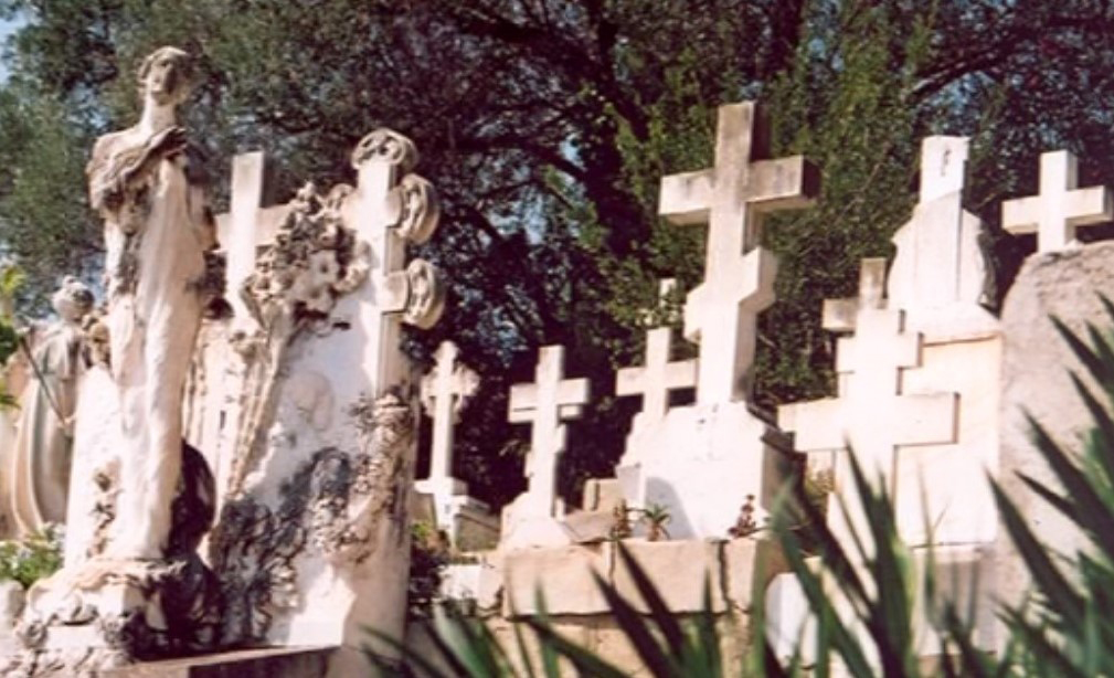 Tombes_en_film-b.jpg